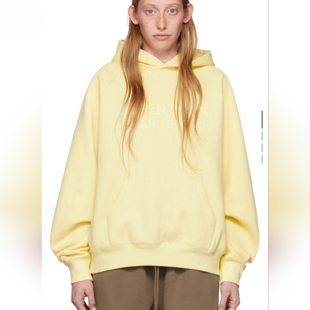 Fog essential yellow raglan  hoodie xs